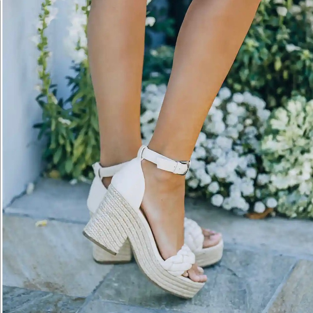 Vici Dolls Espadrilles size 8